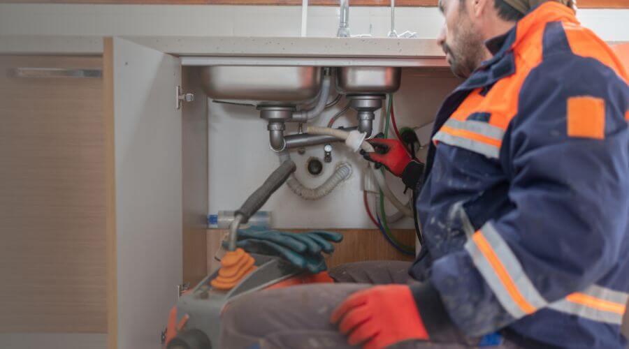 Professional slab leak plumber services in Umpire, AR